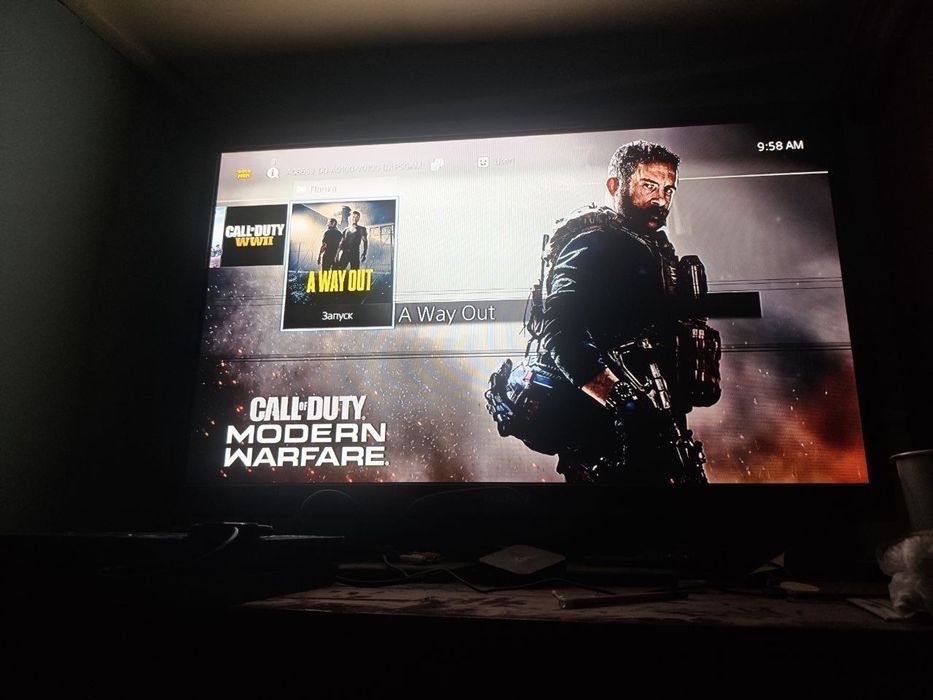 Продаётся Playstation 4