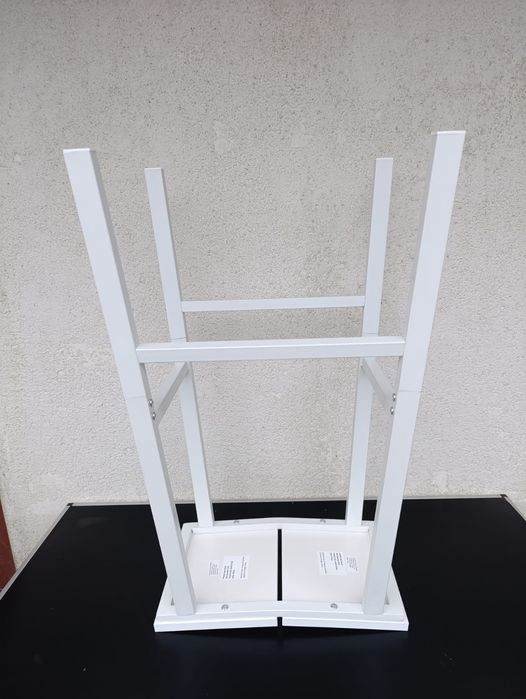 set de 2 scaune albe bucatarie bar sufragerie  sezut sa cadru metalic