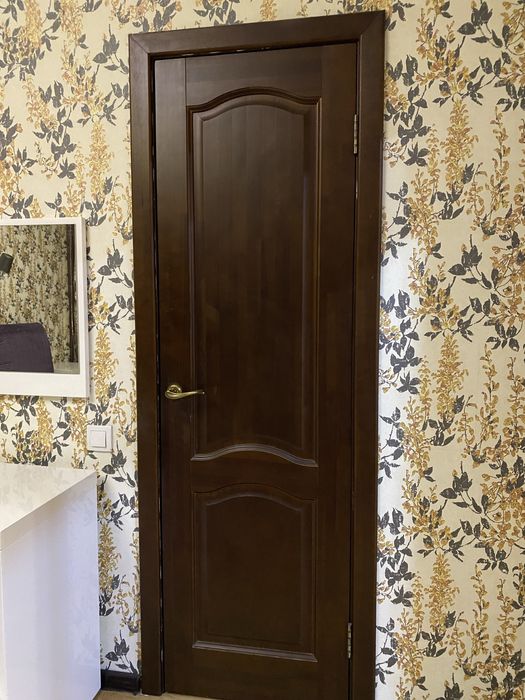 Межкомнатные двери. Деревянные