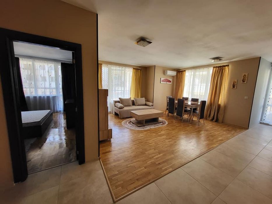 Двустаен апартамент в ж.к. Зона Б-18.