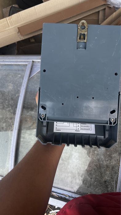 Счетчик 380v меркури 230