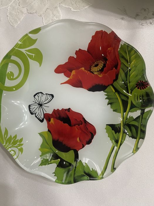 Сервировочные тарелки, стекло