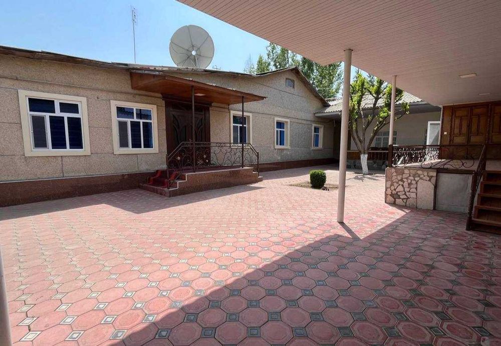 Продаётся дом в Бостанлыкском районе 12 соток