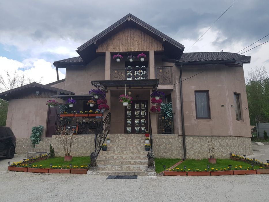Vând Casa Parter plus mansardă