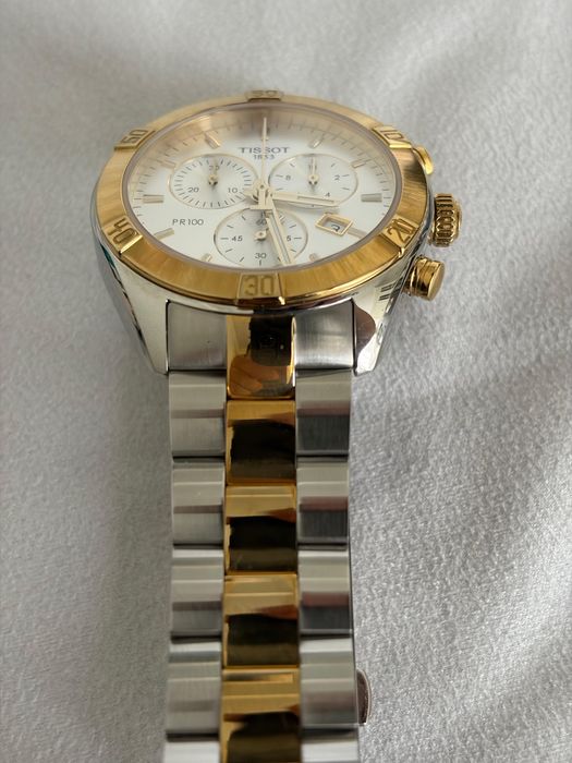 Часы тиссот новые