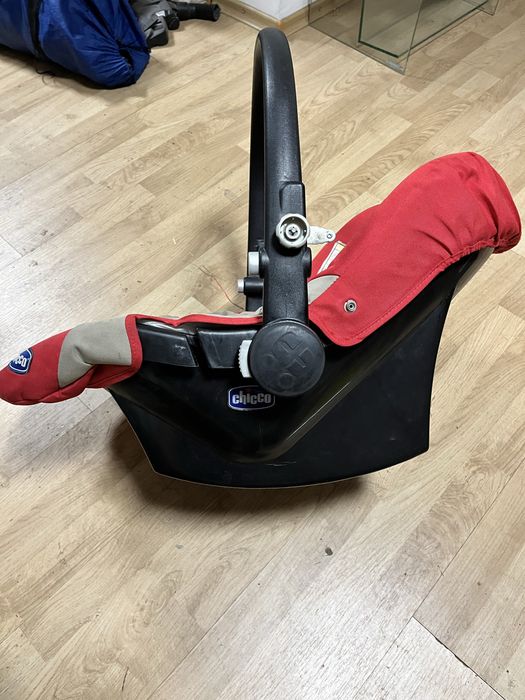 Scoică auto / Scaun copil Chicco