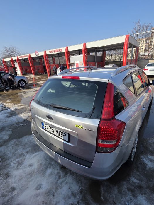 Kia ceed 2012 ,funcționează impecabil