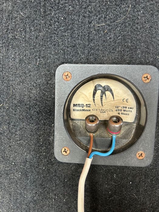 Vând subwoofer și stație