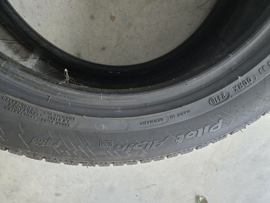 2buc Anvelope iarna 235 55 17 Michelin Pilot Alpin  ca si noi