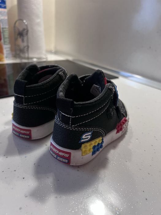 Детски високи маратонки Skechers Lego
