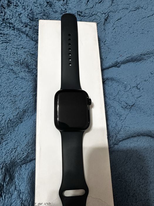 Продам apple watch 9 series 45mm