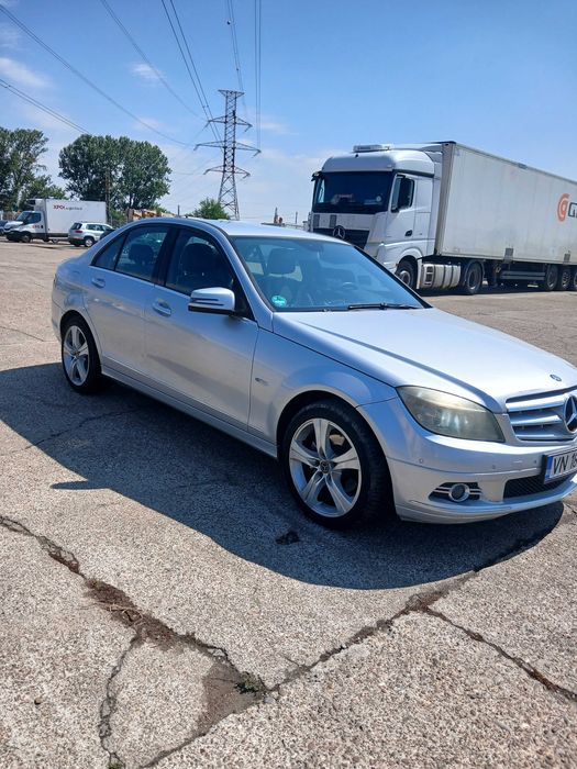 Mercedes Benz C220