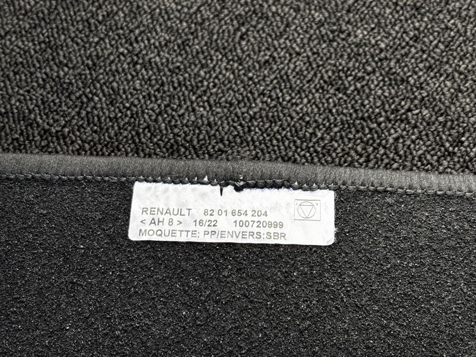 Renault Megane 4 IV стелки 2016-2024 оригинални 8201654204 – 4 бр.