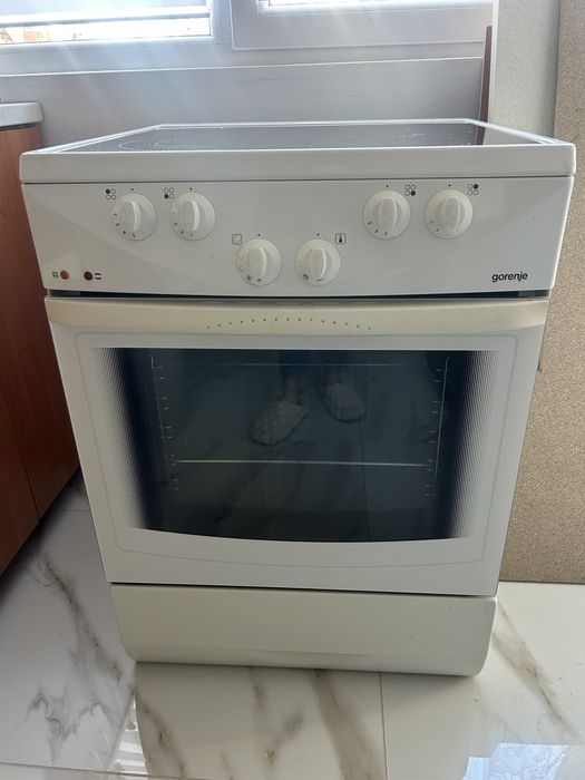 Фурна на Gorenje