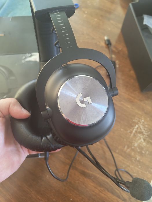 Игровые наушники Logitech G Pro X