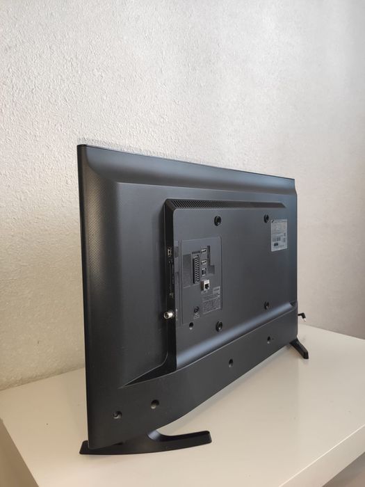 Продам смарт тв Самсунг