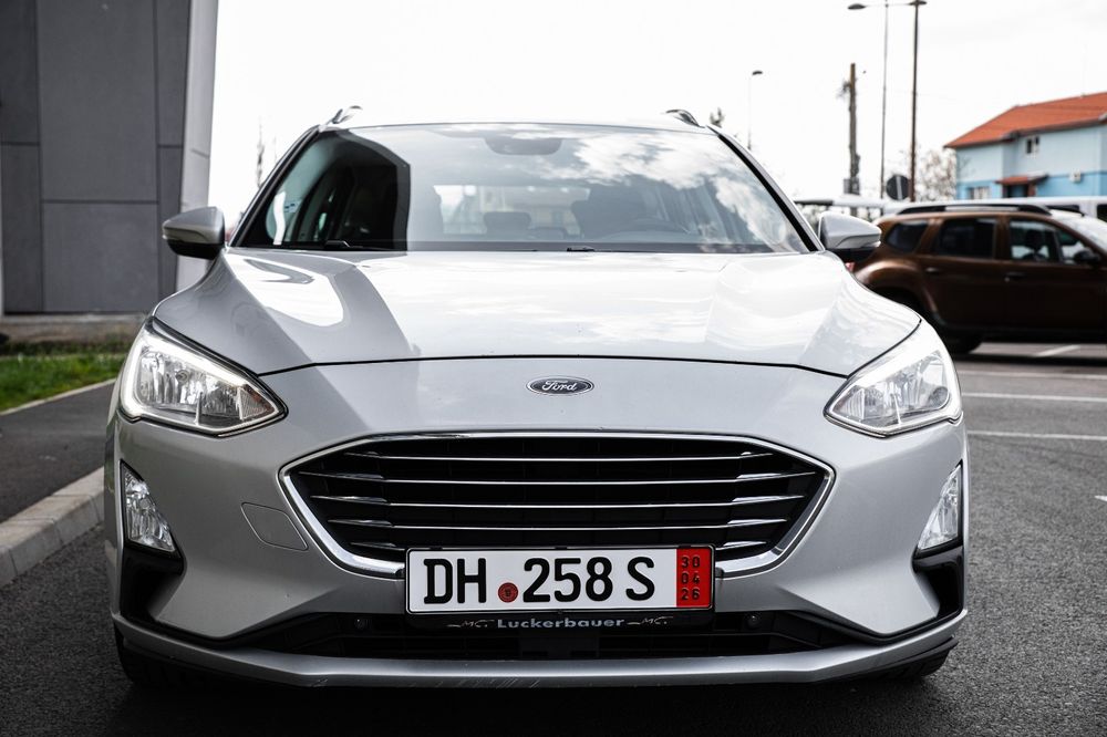 Ford focus  titanium