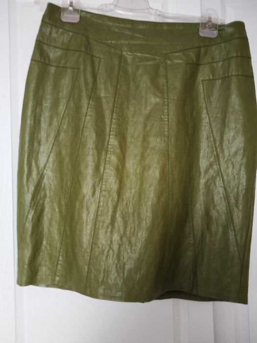 Кожена пола Данини