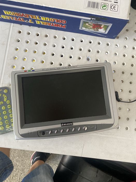 Mauestc televizor de auto