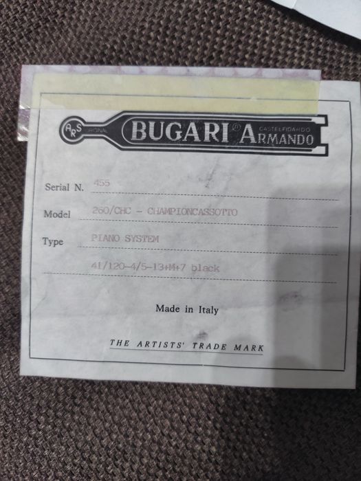 Acordeon Bugari Armando 2+2 Cassotto