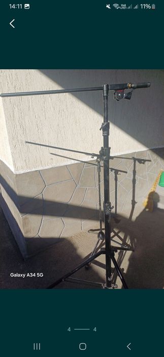 Штатив для микрофона