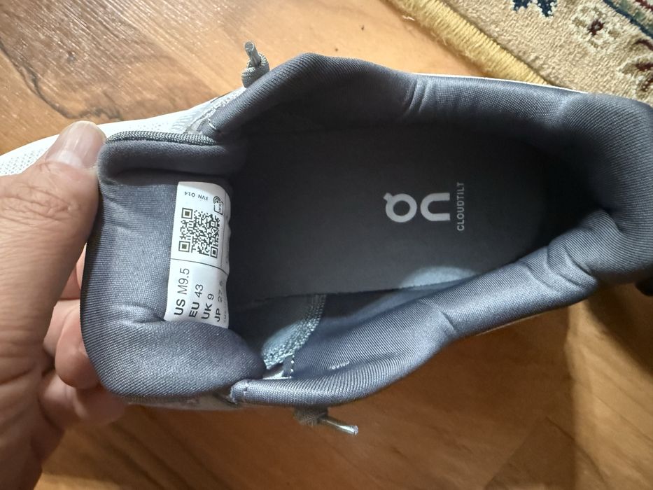 Продам кросовки ON!