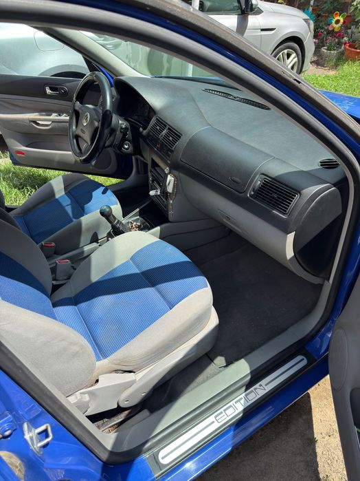 Volkswagen Golf 4 Variant 2.0 benzină, an 2001.