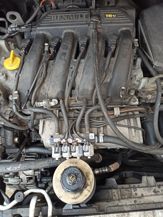 Рено Меган Сценик