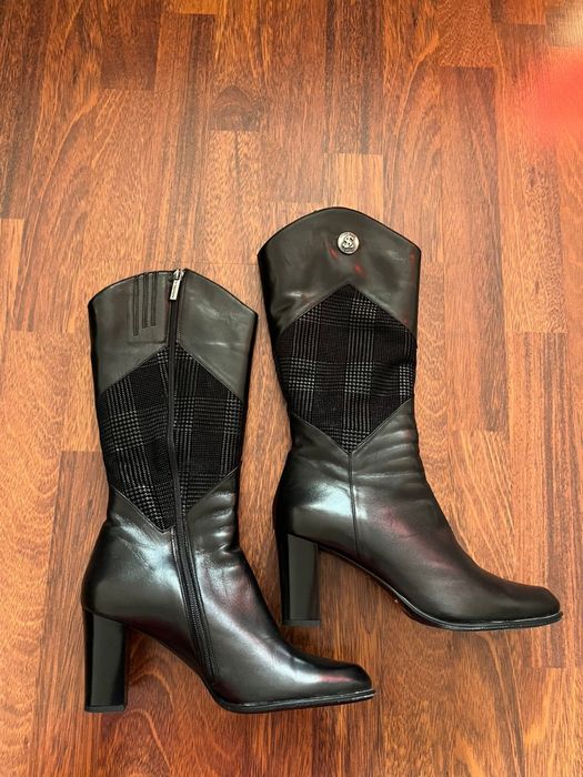 Продаются сапоги, размер 40, б/у, в отличном состоянии