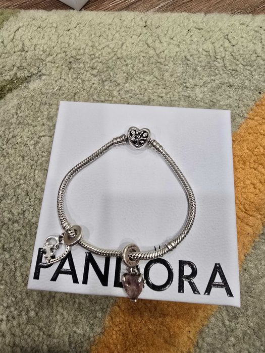Гривна пандора с талисмани