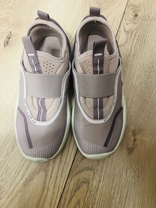 Adidasi fete Zara mas.35 foarte moi si usori