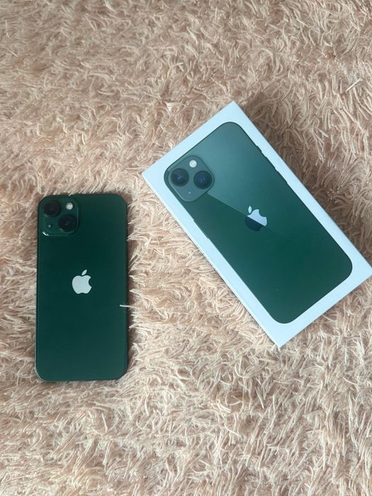 Продам Iphone 13