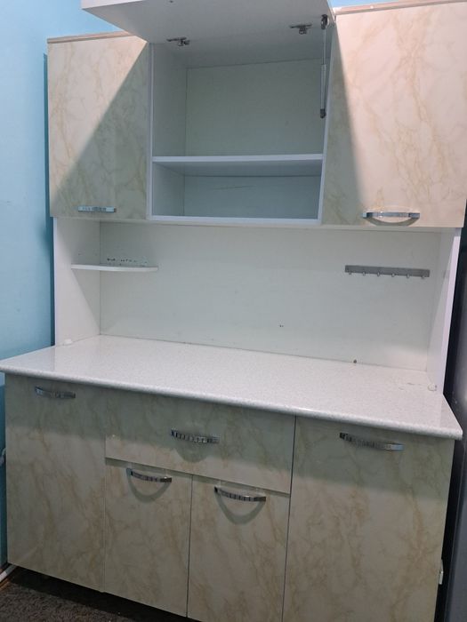 Oshxona garnitur 1.5m Oq Mramor + Tosh stol IDEAL