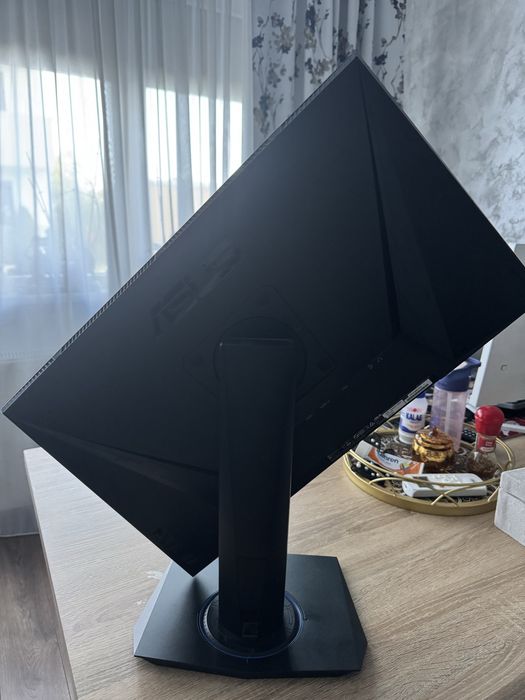 Monitor Gaming ASUS VG245H 24” Full HD 75Hz 1ms FreeSync