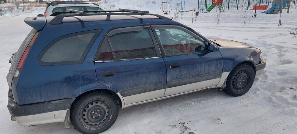 Продам Toyota carib