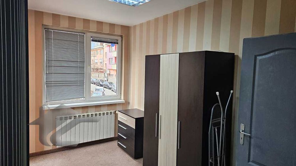 Дава се под наем Двустаен апартамент в София, Студентски град - 75 кв.м за 677.79 € - Снимка #4