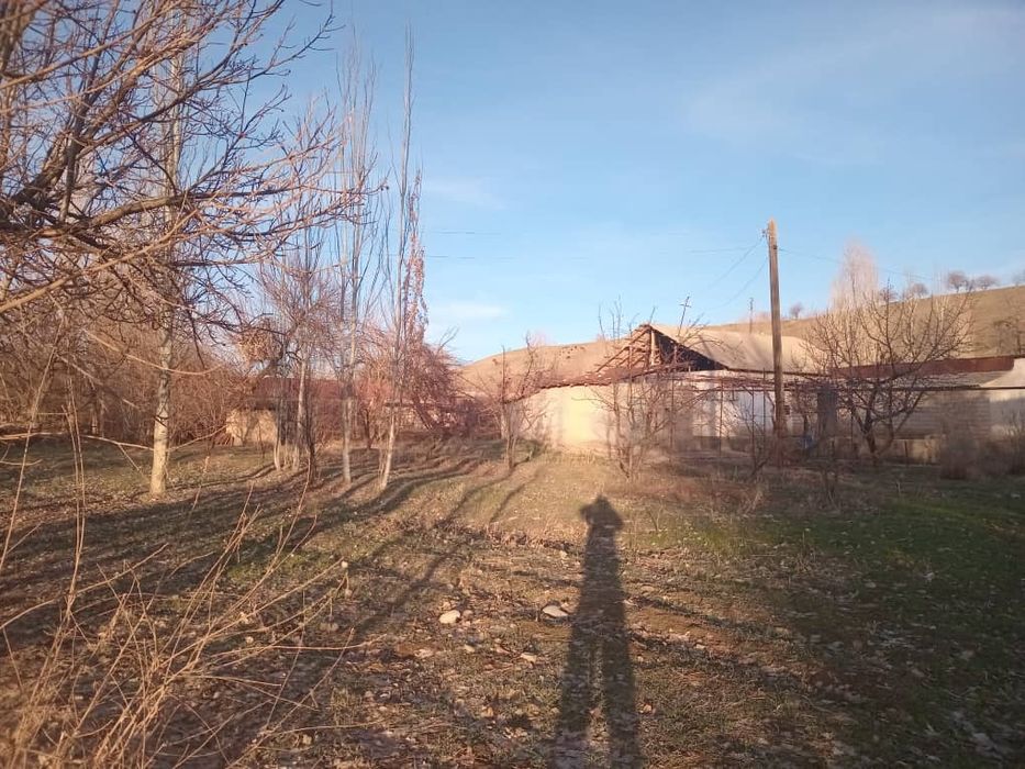 Учаска уй сотилади 20 сотик