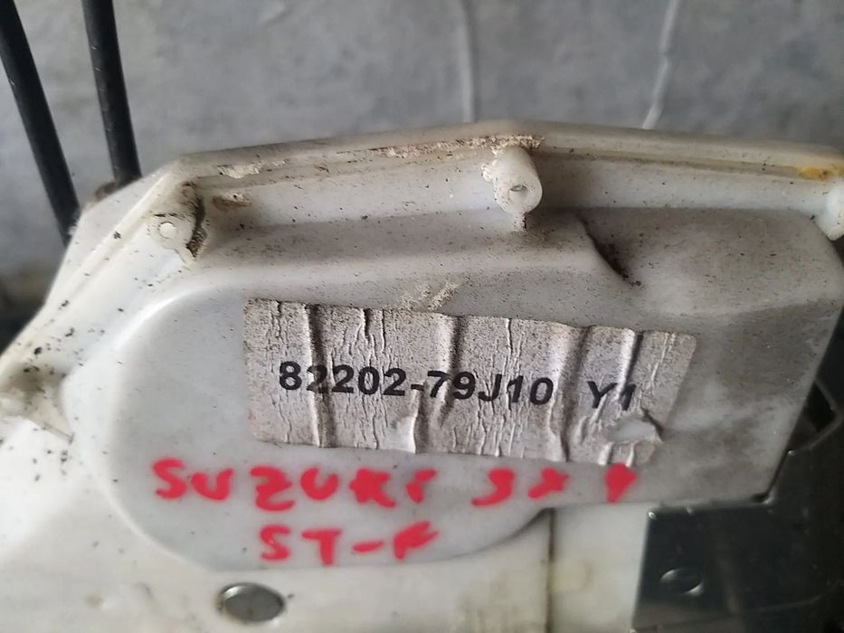 Broasca usa stanga fata suzuki sx4 ey gy 8220279j10