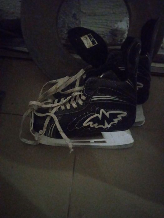 Коньки 38 коньки