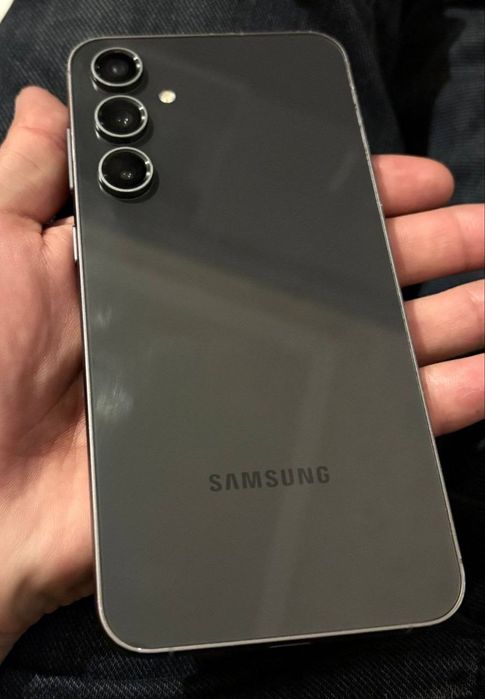 Samsung s23 Fe 8/128