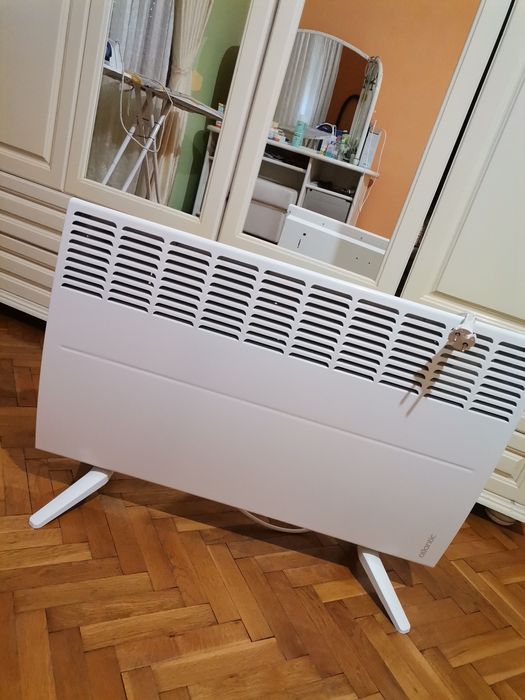 Бял конвектор-2000W