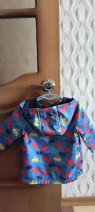 Продам ветровки для мальчика