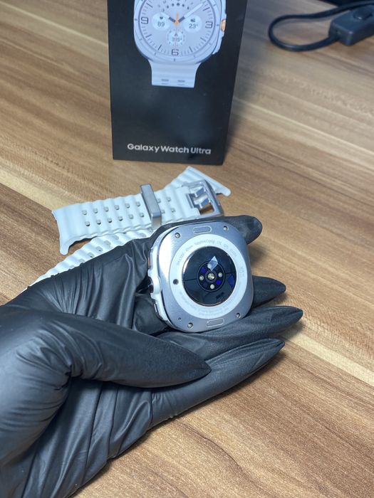 Galaxy Watch Ultra / 47 mm / White