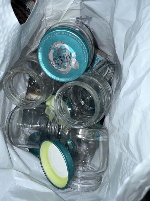 Отдам баночки из-под детского питания