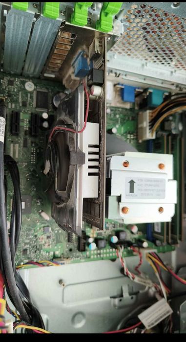 Vand 2 PC i5 gen 4 16gb