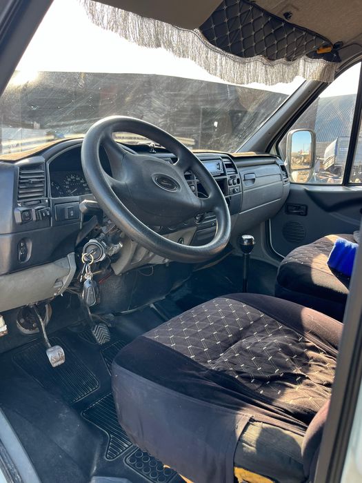 Продам газель тентованую