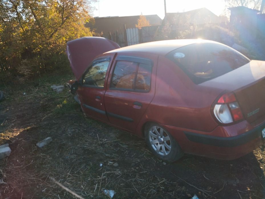 продам машину рено