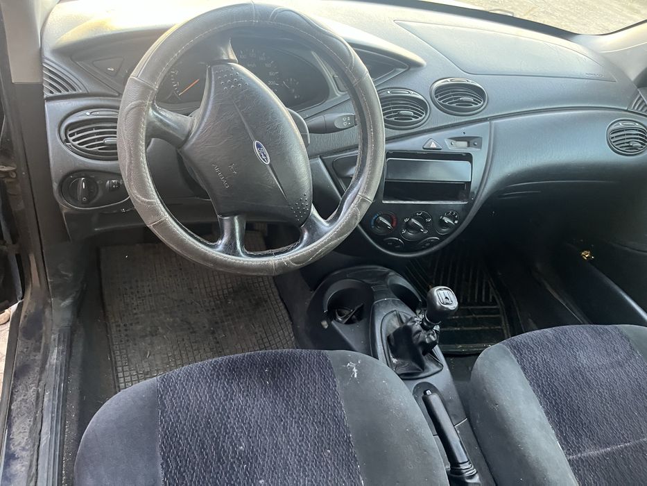 Форд фокус 1.8 90 к.с