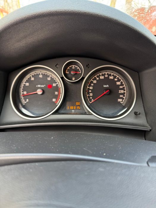 Opel astra H 2008 1.6 benzina manuală