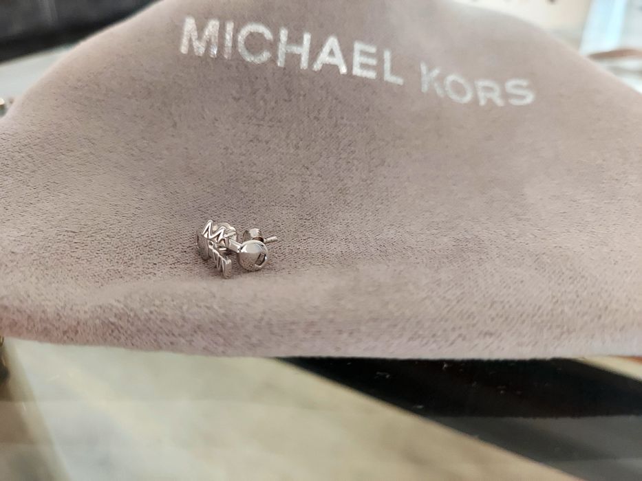 Cercei Michael Kors model cheita